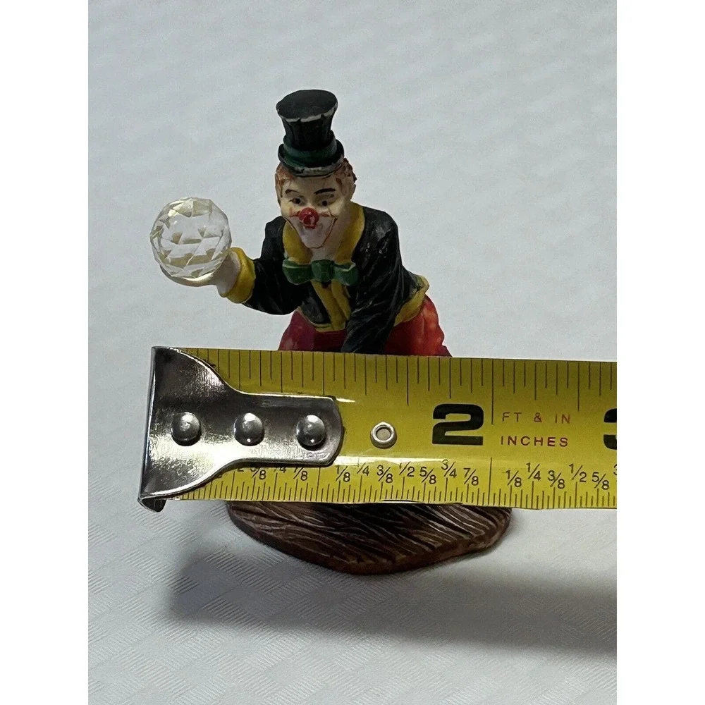 Vintage 2.75” Circus Clown Resin Figurine KG‎ Top Hat Crystal Ball
